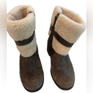 Ugg Women Winter boot size 7